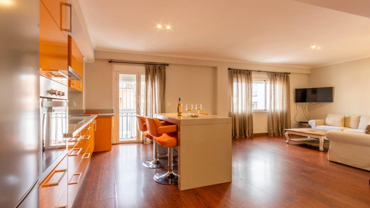Apartamento Arenal - 3 Habitaciones Σεβίλλη Εξωτερικό φωτογραφία